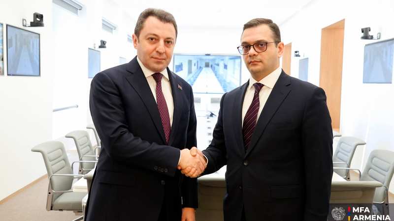 Ռոբերտ Աբիսողոմոնյանը և Ադրբեջանի ԱԳ նախարարի տեղակալը քննարկել են բազմակողմ հարթակներում վստահության ամրապնդմանն ուղ...