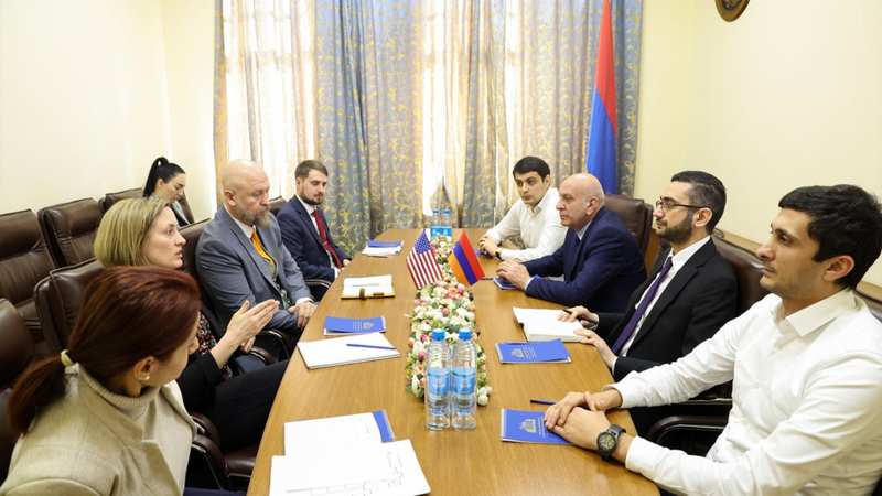 Արմեն Ղազարյանն ընդունել է ԱՄՆ դեսպանատան ԹՊԻՀ գրասենյակի և FBI-ի ներկայացուցիչներին